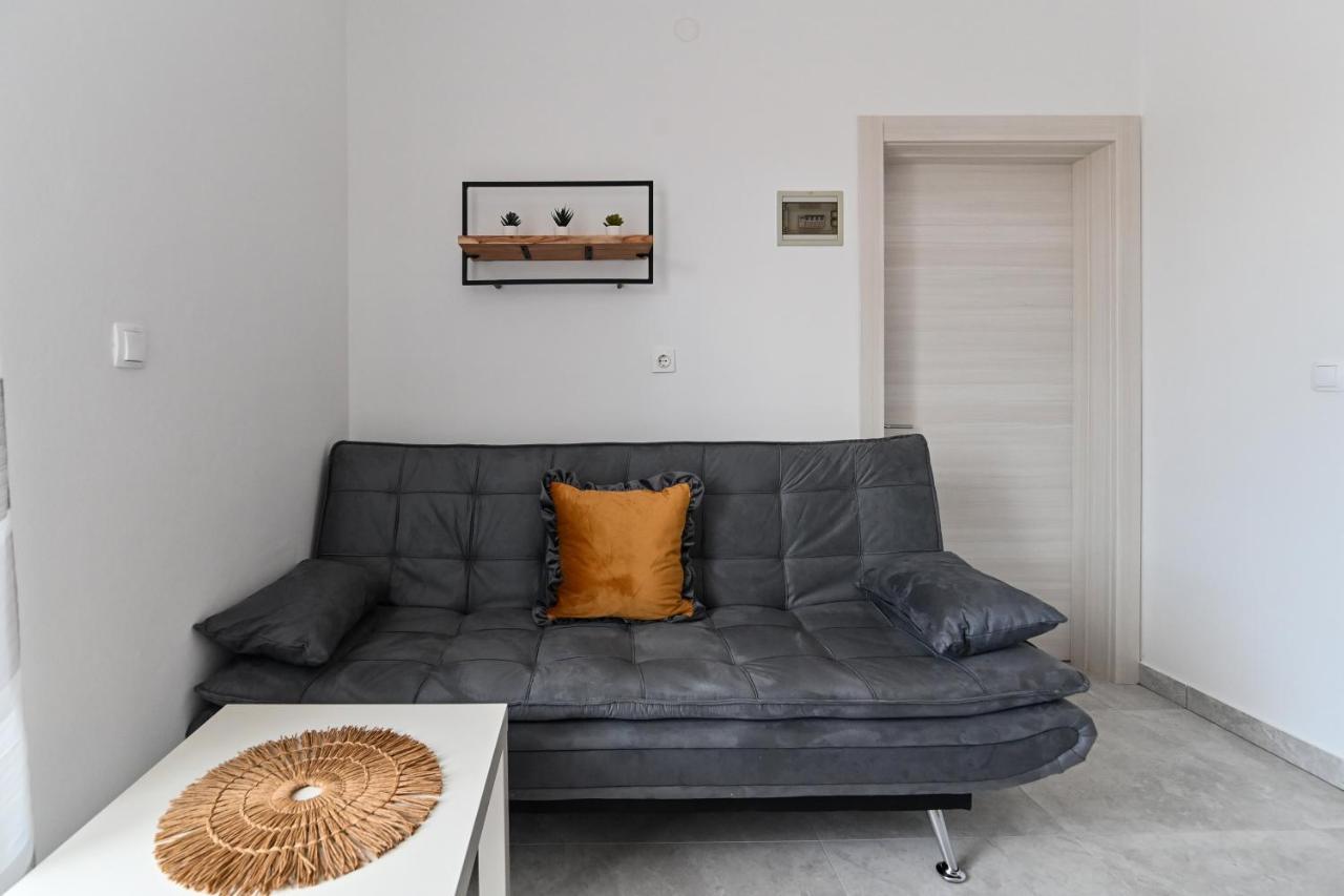 Apartments Andrea I Башка Екстер'єр фото